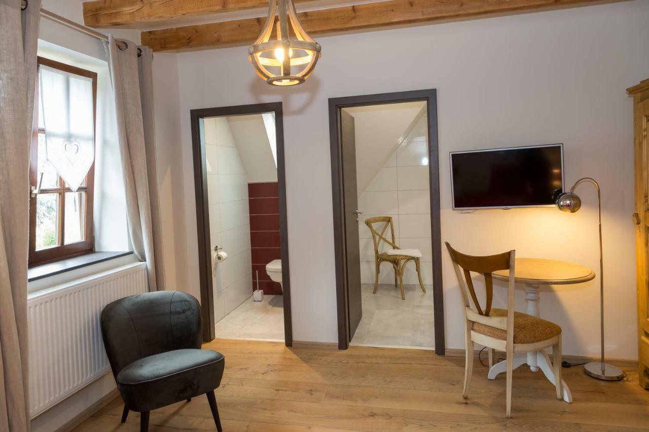 אוטרוט Les Chambres Chez Christine מראה חיצוני תמונה