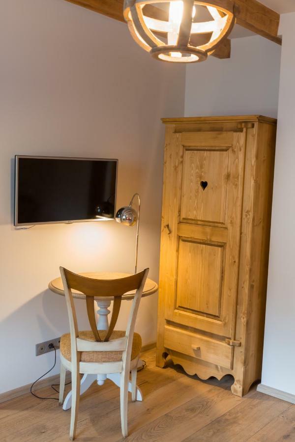 אוטרוט Les Chambres Chez Christine מראה חיצוני תמונה